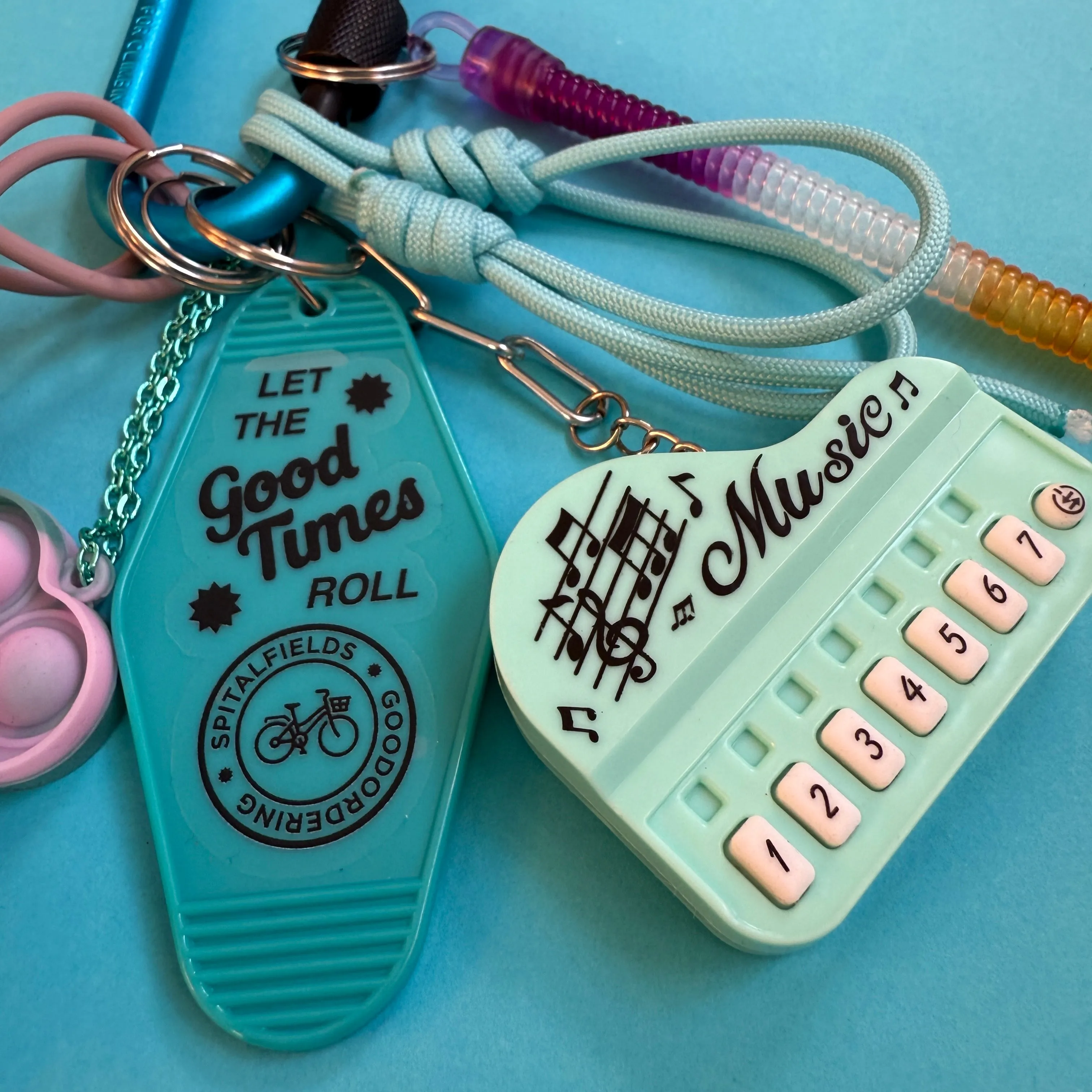 Bag charm and keyring silicone purse