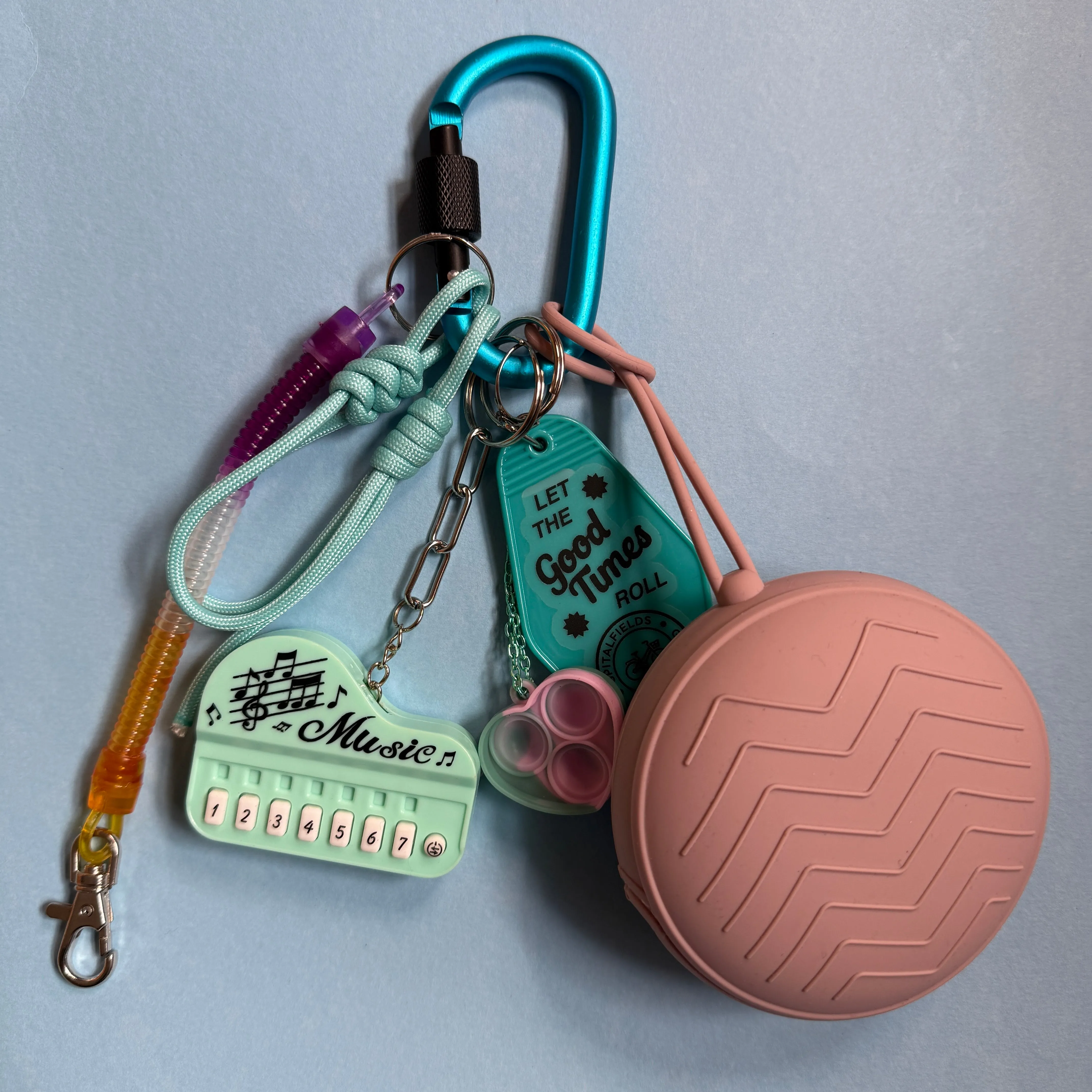 Bag charm and keyring silicone purse