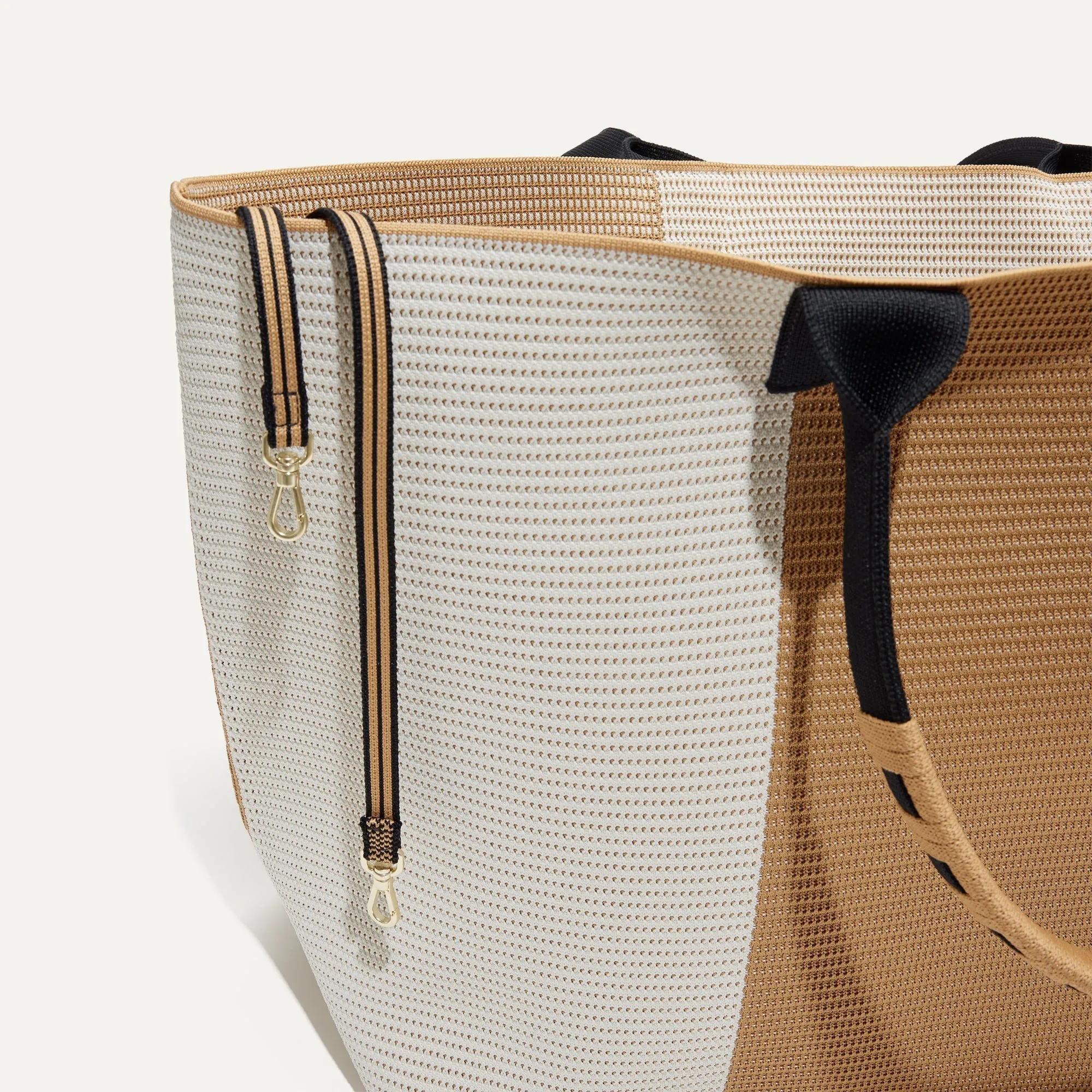 The Lightweight Mega Tote - Camel Colorblock