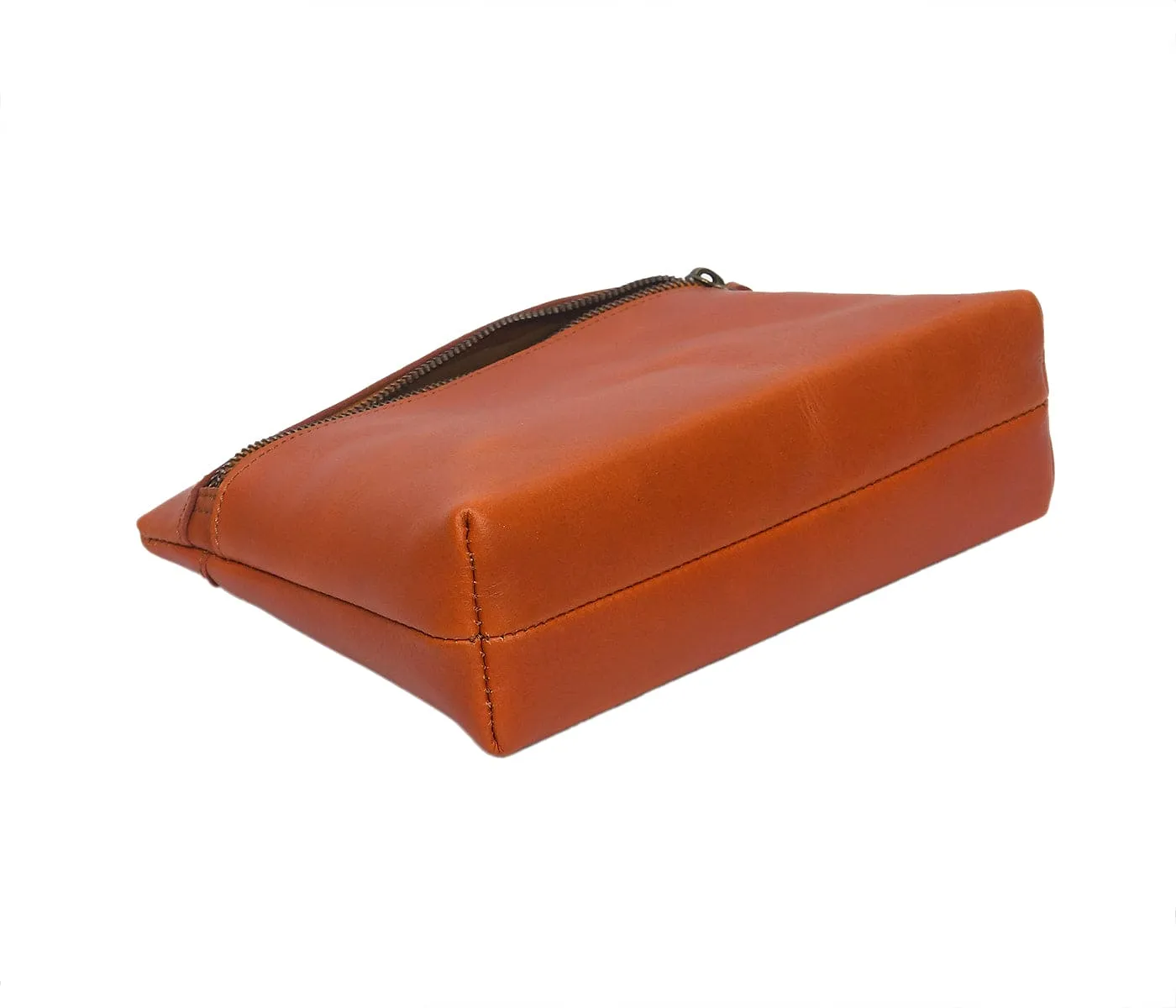 Timeless Elegance: Tan Leather Clutch Bag - Elevate Your Style. Art: BG-1414